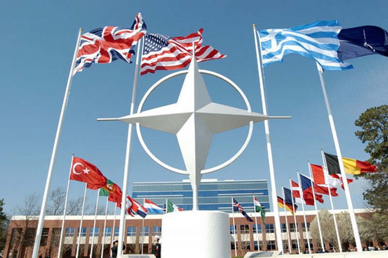 Od okončanja Hladnog rata NATO je uveo sveobuhvatne promene vezane za članstvo u Savezu i njegovom operativnom delovanju – promene koje su postale jasne usvajanjem novih strateških koncepata 1999. i 2010. godine. Optužbe da je NATO zadržao svoju svrhu koju je imao tokom Hladnog rata ignorišu suštinu ovih promena.